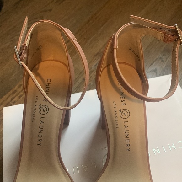 Heels - Picture 11 of 13